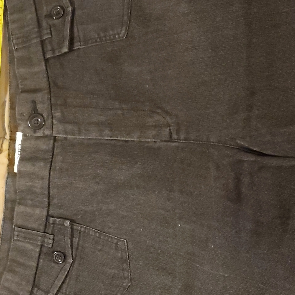 Cato Black Linen Shorts - Picture 3 of 7